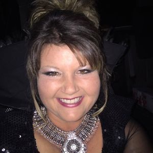 Meet your Posher, Serina